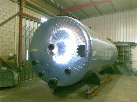 DEPÓSITO PARA PRODUTOS PETROLIFEROS